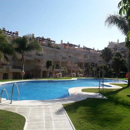 Duquesa Fairways, A Spacious Apartment With Fabulous Views And Facilities Manilva Zewnętrze zdjęcie